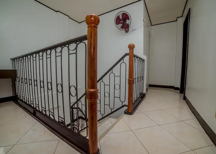 Gasthuis Jenjen's House Lapu-Lapu City